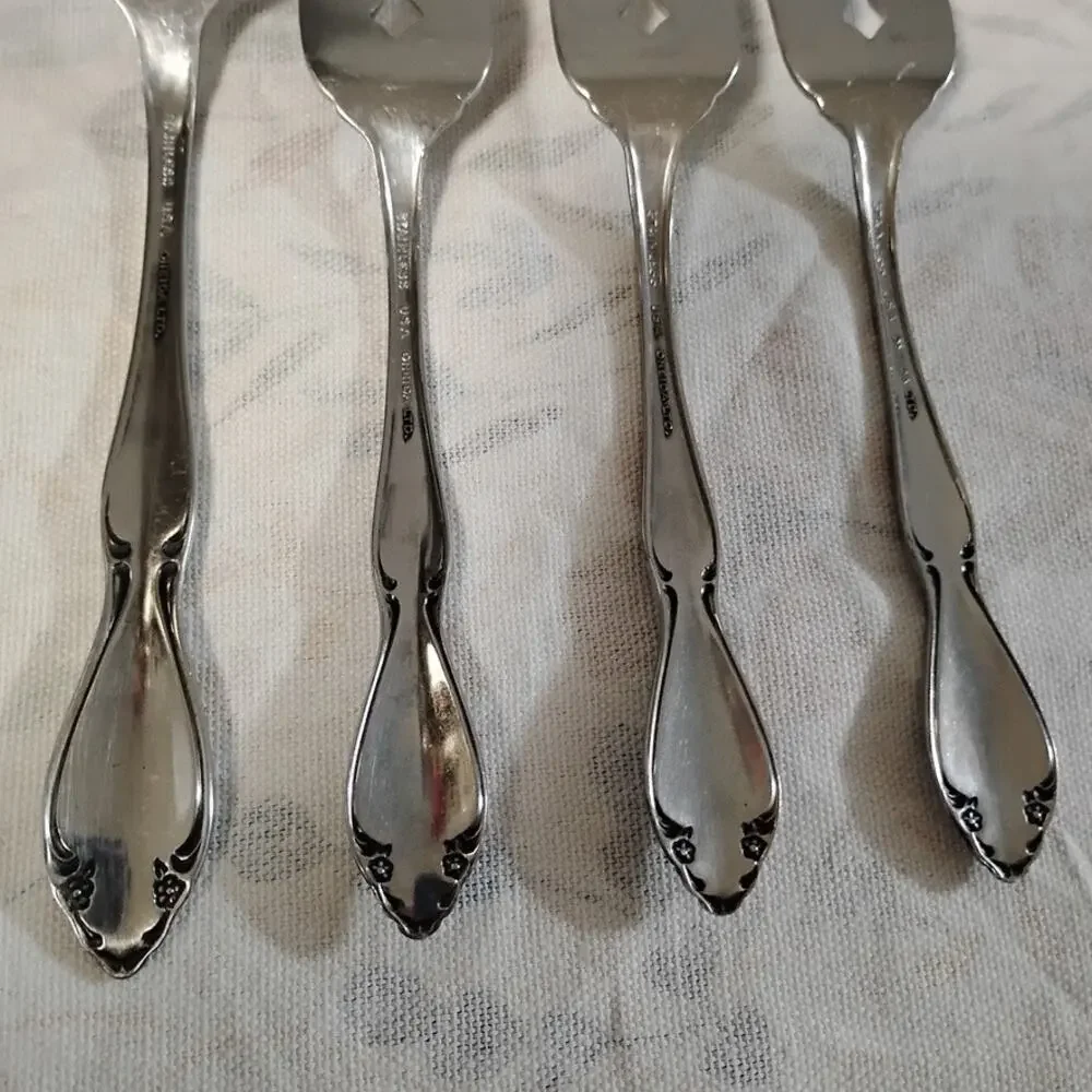 4 Pieces Oneida Berkeley Square Forks 1 Dinner 3 Salad Stainless USA